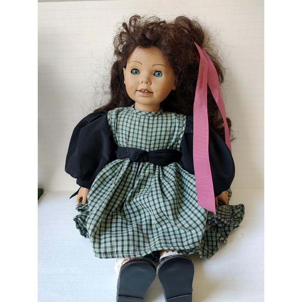 Heidi Ott‎ doll Faithful Friends brunette blue black dress